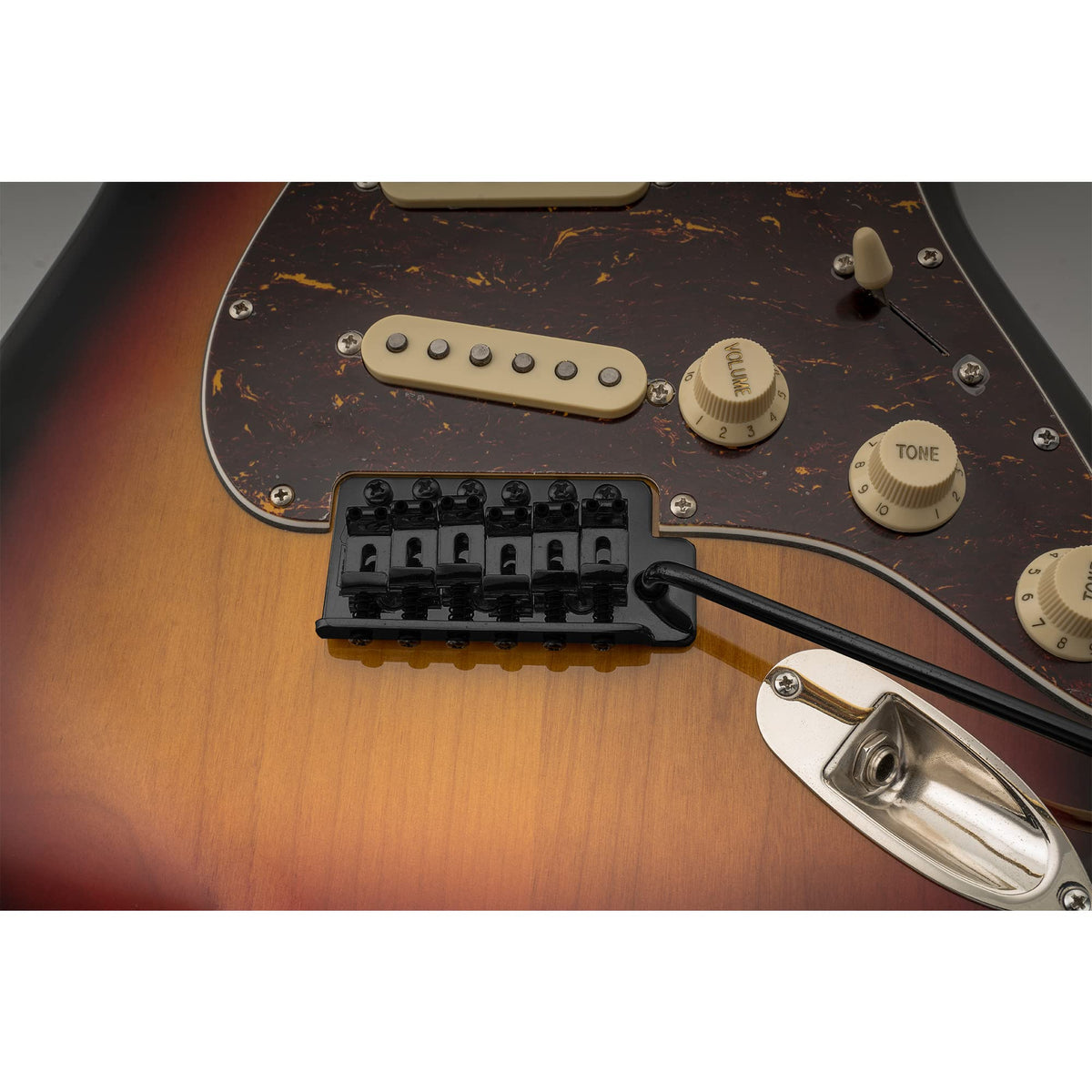 52.5mm 6-Screw Tremolo Bridge Black M211