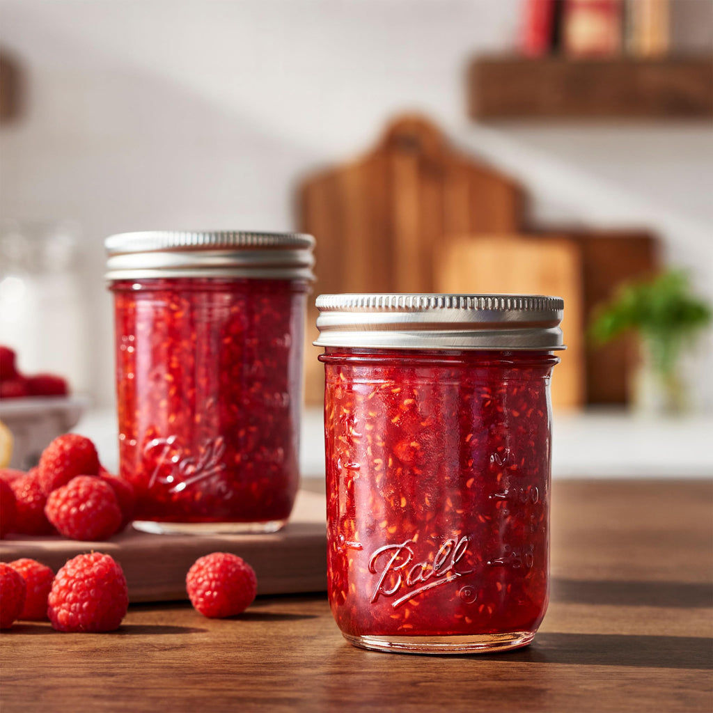 8 Glass Clear Jars with Lids & Bands J12120