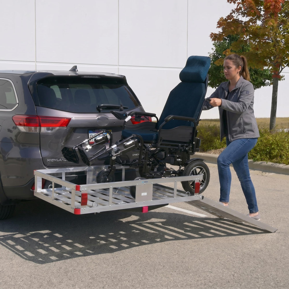 50" Aluminum Wheelchair Carrier with Ramp Q553