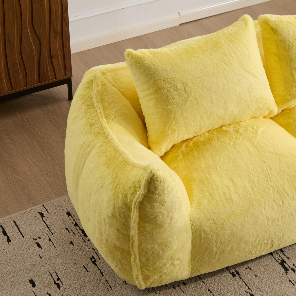 Oversized Faux Fur Memory Foam Bean Bag Chair A462